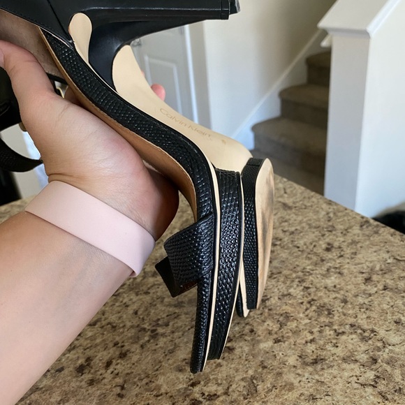 Calvin Klein black heels - Picture 9 of 12